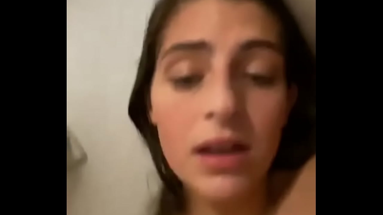 निलो-आँखा आकर्षक, छोटो घर सेक्स भिडियो, को एक चयन